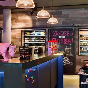*** Hotel Moxy Frankfurt East Alemanha